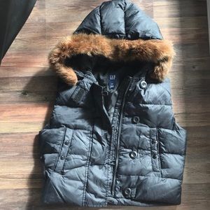 Gap vest with fur